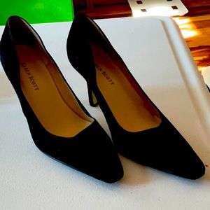 Classic Black Suede Medium Hills 7